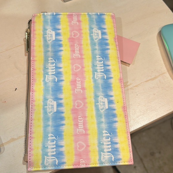 New with Tags juicy couture backpack and pencil or cosmetic case or wristlet - Picture 15 of 16